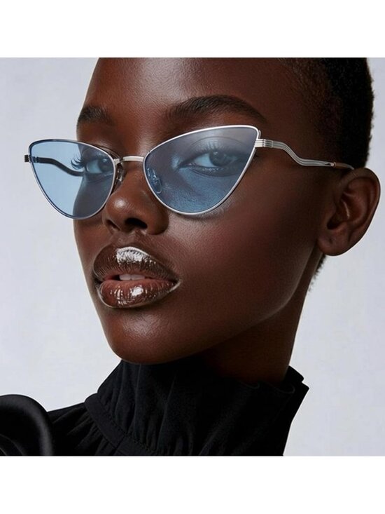 - NEW Gucci GG1006S Cat Eye Sunglasses – Silver / Light Blue 100% AUTHENTIC